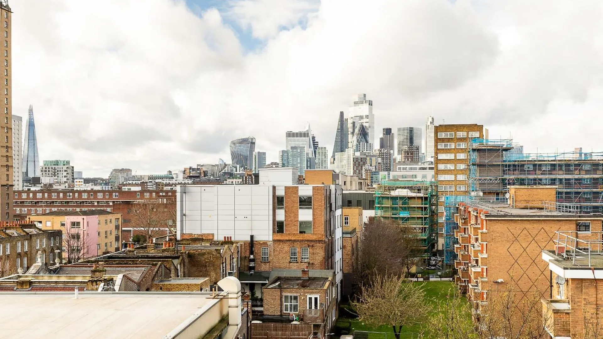 City View Spacious 2 Bedroom Penthouse London 0*,